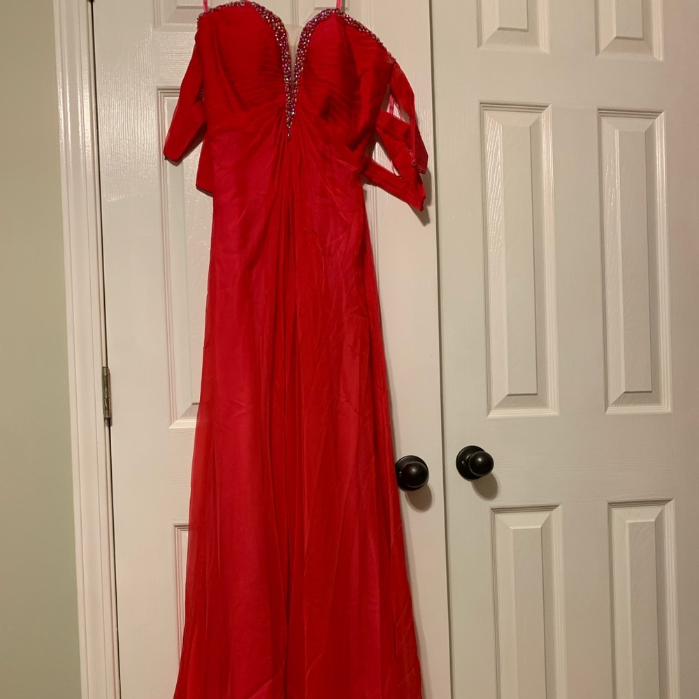 Prom Dress - Picture 2 of 3